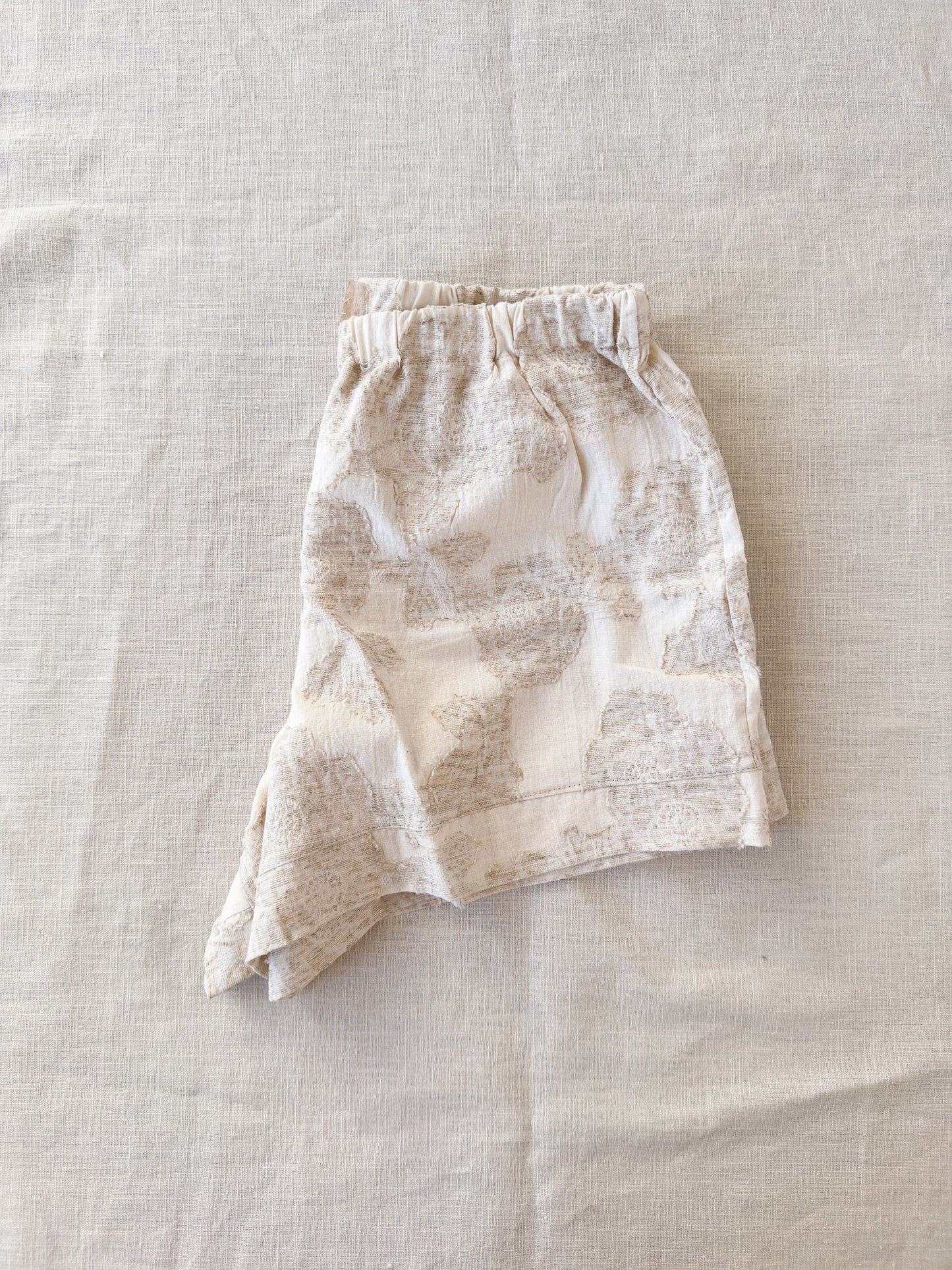Load image into Gallery viewer, Loungewear shorts / cotton embroidery

