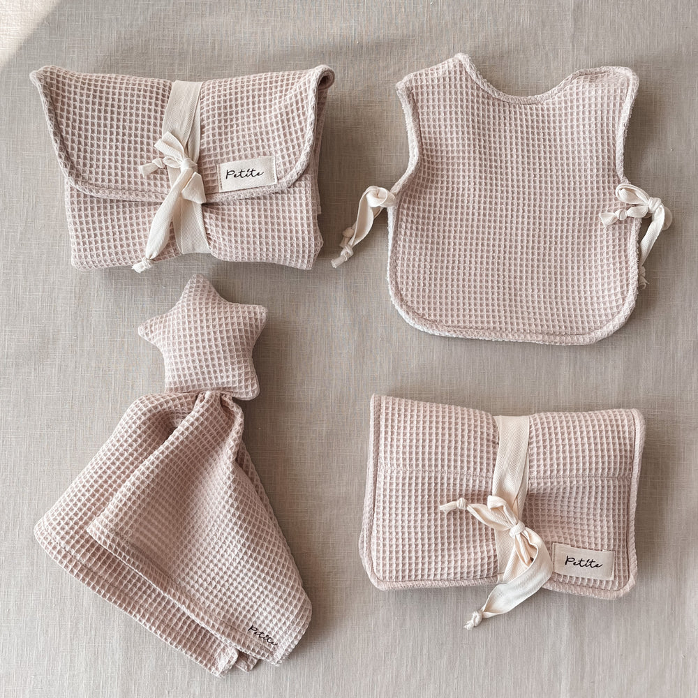 
                      
                        Little star cuddle cloth / beige
                      
                    