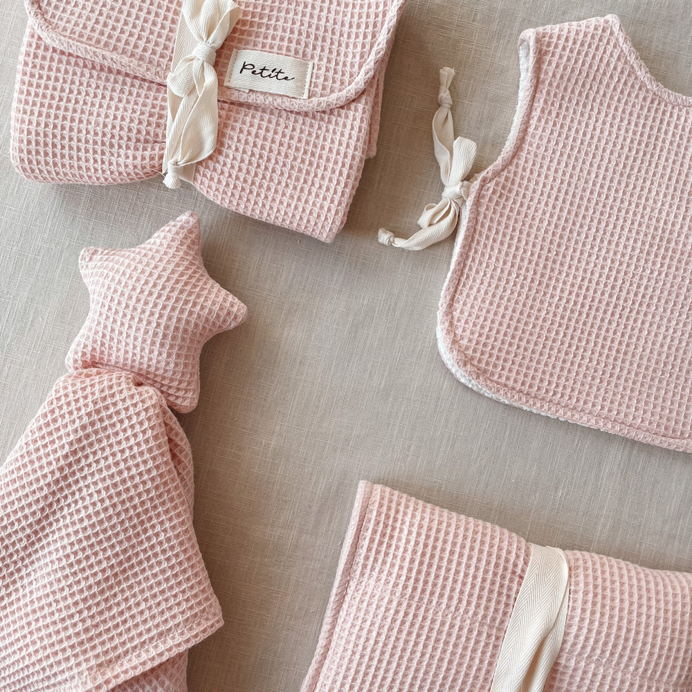 
                      
                        Baby & toddler bib / blush
                      
                    