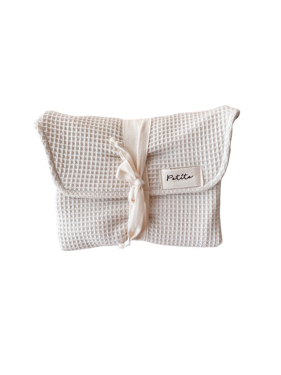 Load image into Gallery viewer, Diaper changing pad / oat
