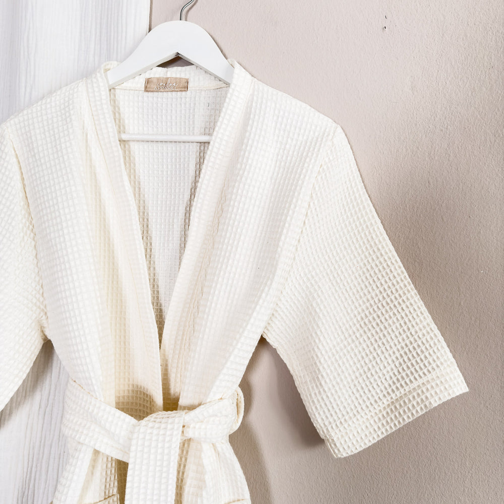 
                      
                        Waffle robe / off white
                      
                    