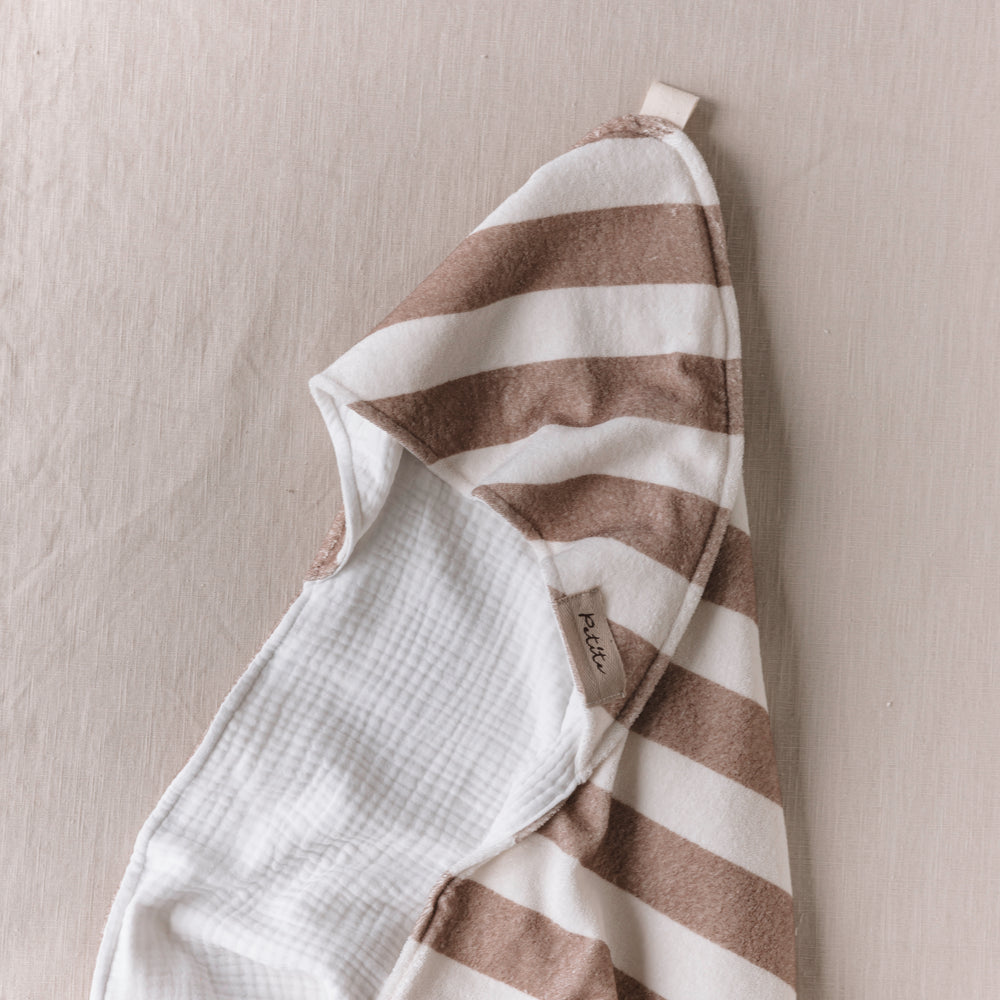 
                      
                        Baby Hooded towel  /  stripes
                      
                    