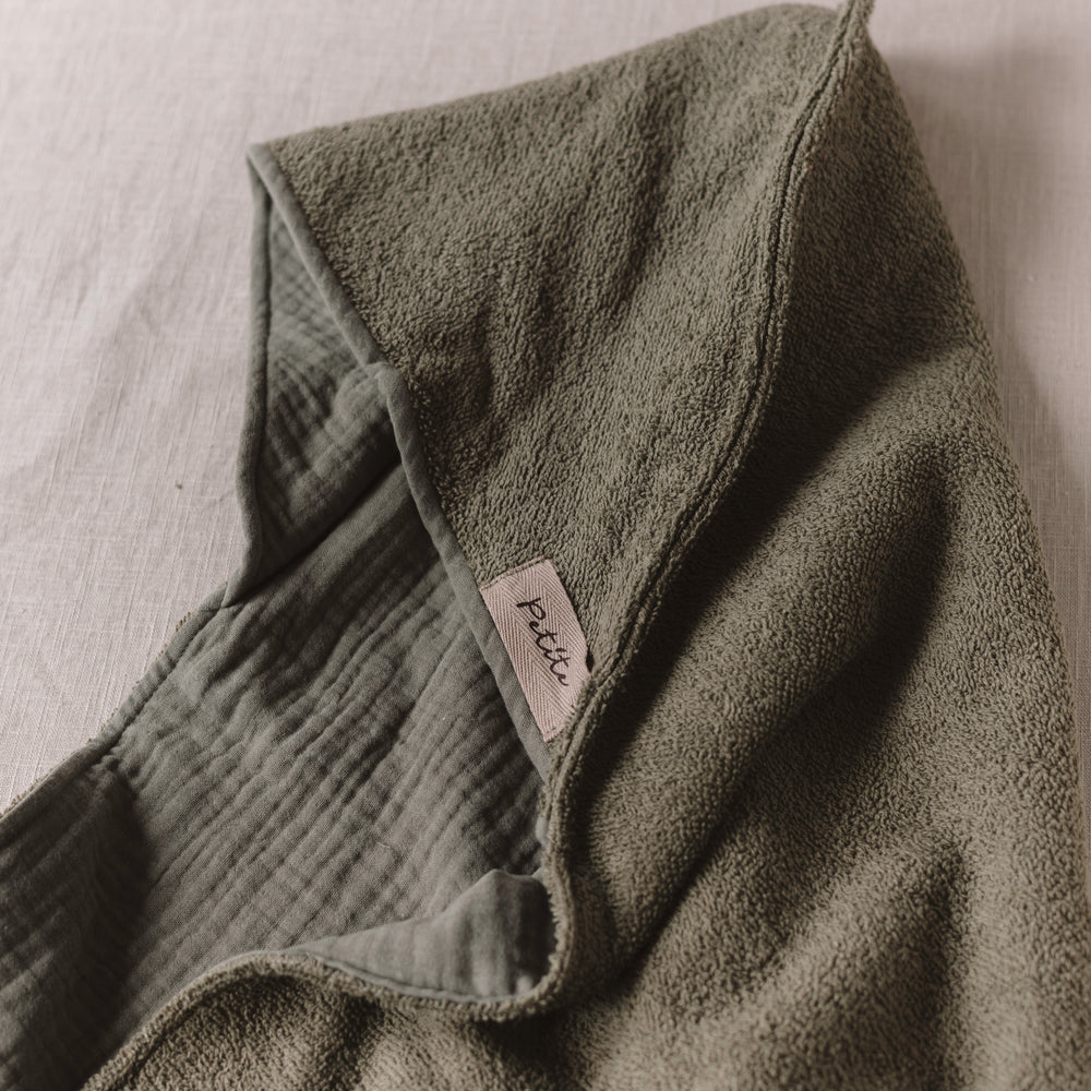 
                      
                        Baby Hooded towel  /  Olive
                      
                    