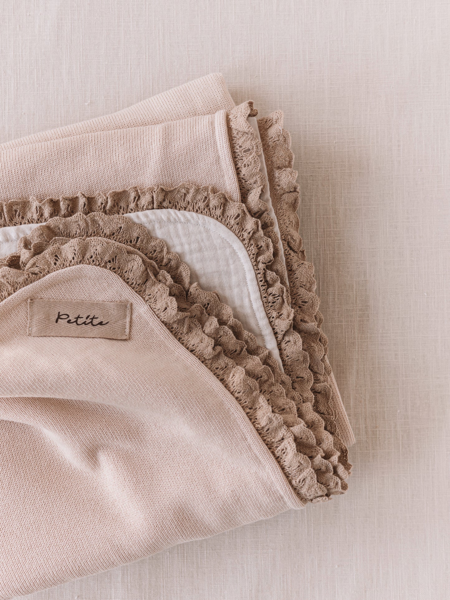 Knit + Muslin Blanket /  light beige + lace