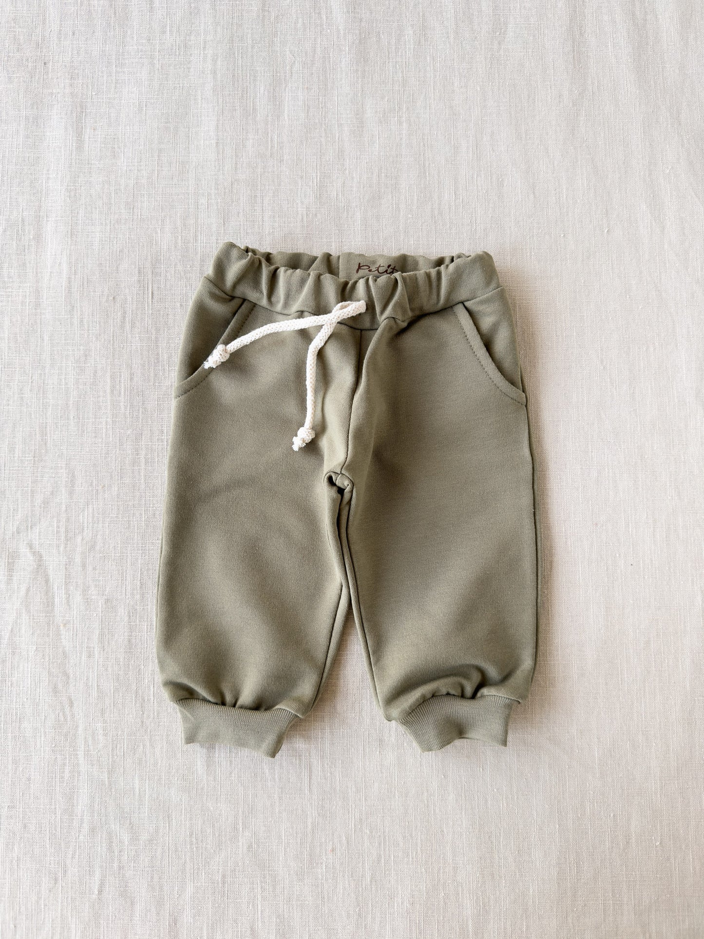 Cotton sweatpants / olive