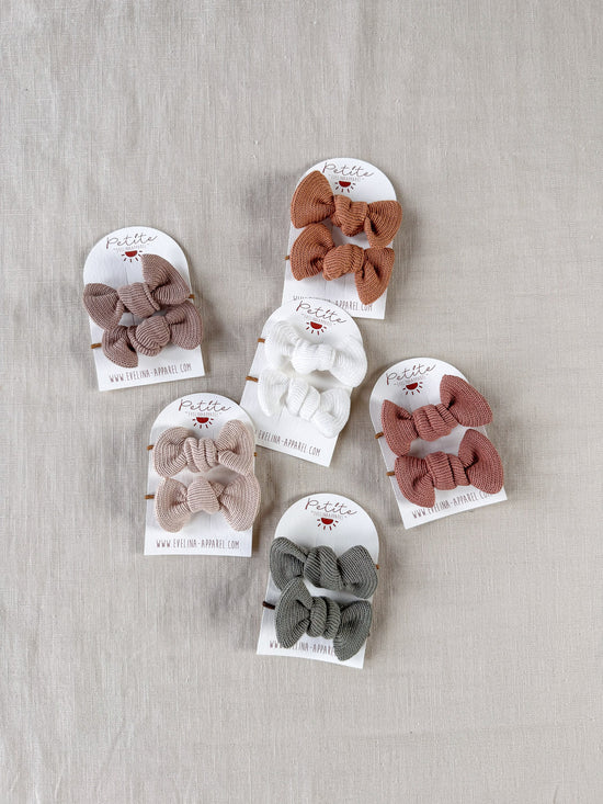 Pigtails bow set / clay