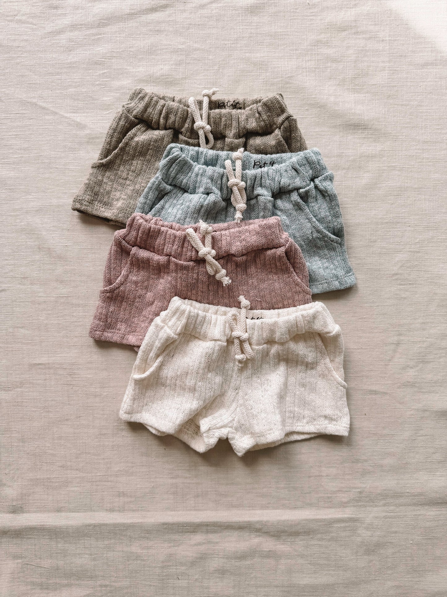 Knit shorts - ecru