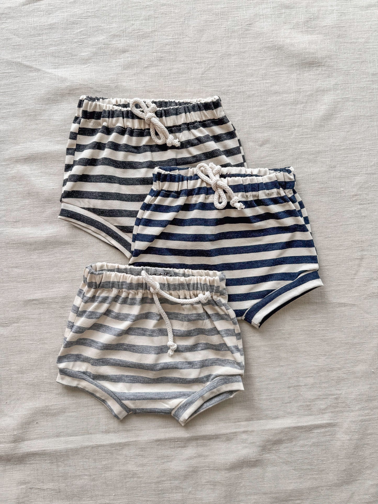 Baby boy shorts / summer stripes