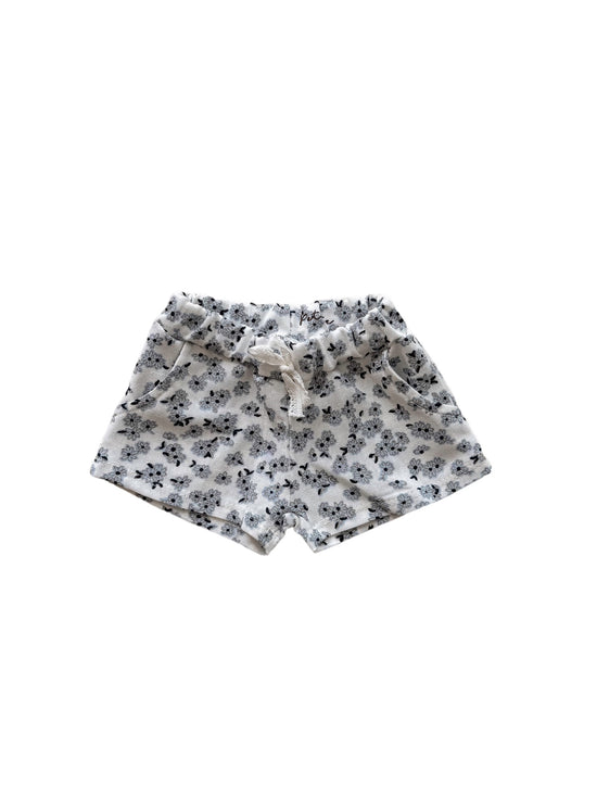 Linen shorts / tiny flowers - ivory + light blue
