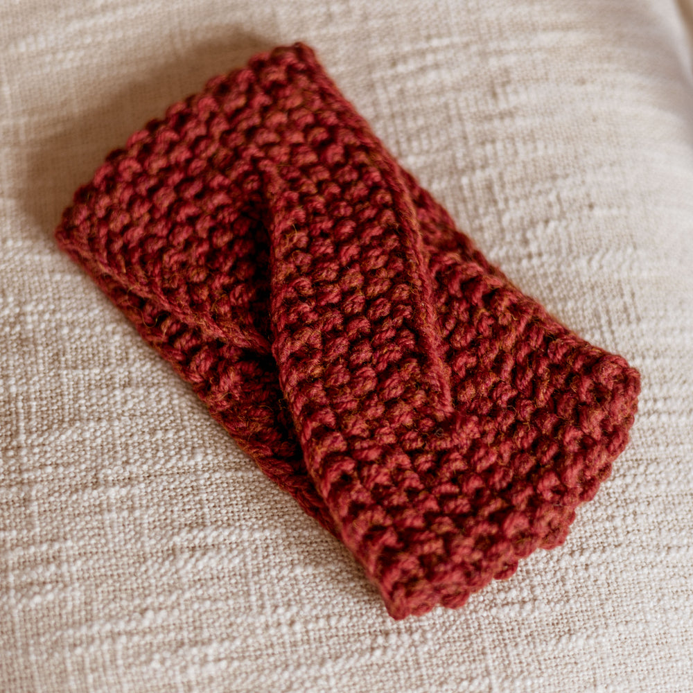 Knitted headband  / Dusty terracotta