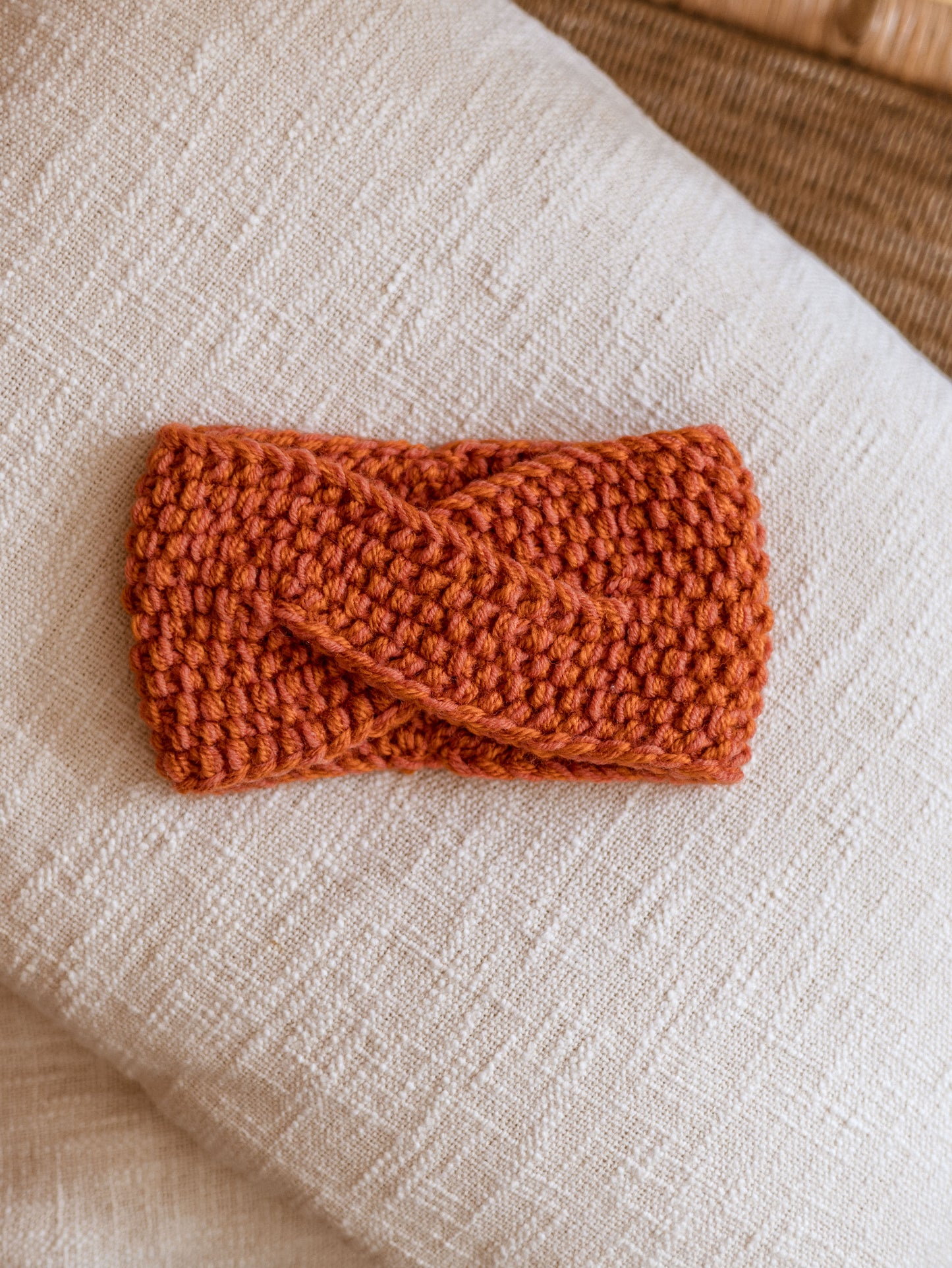 Knitted headband  / orange