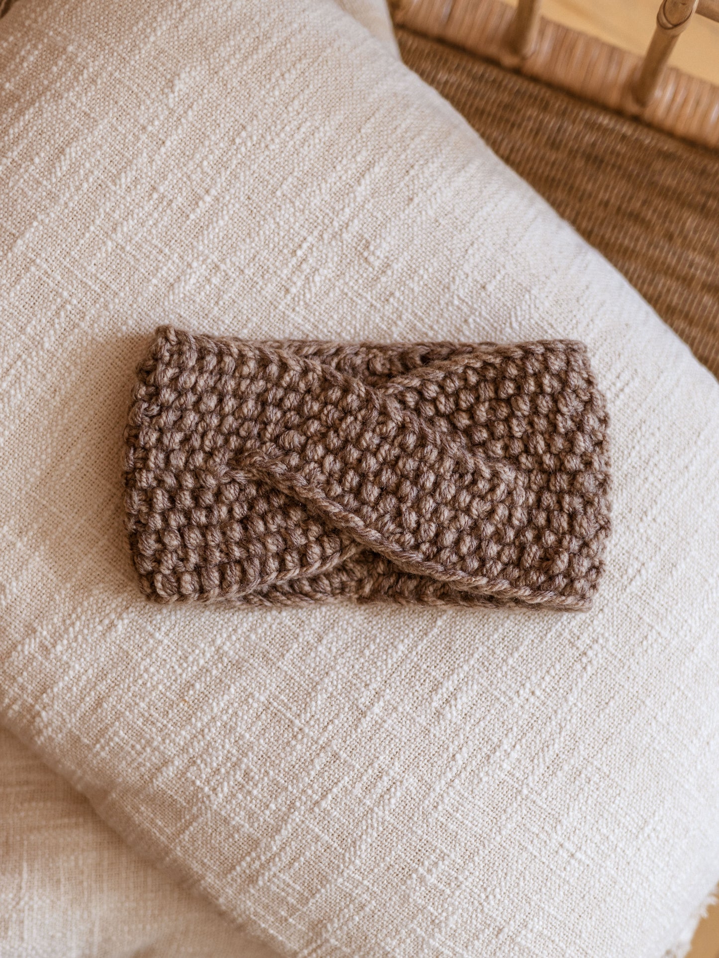 Knitted headband  / cappuccino