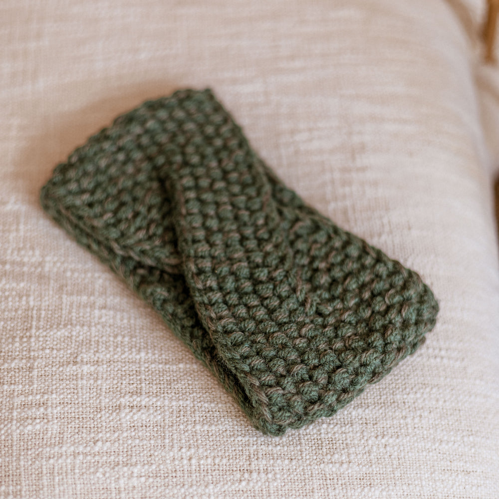 Knitted headband  / rosemary