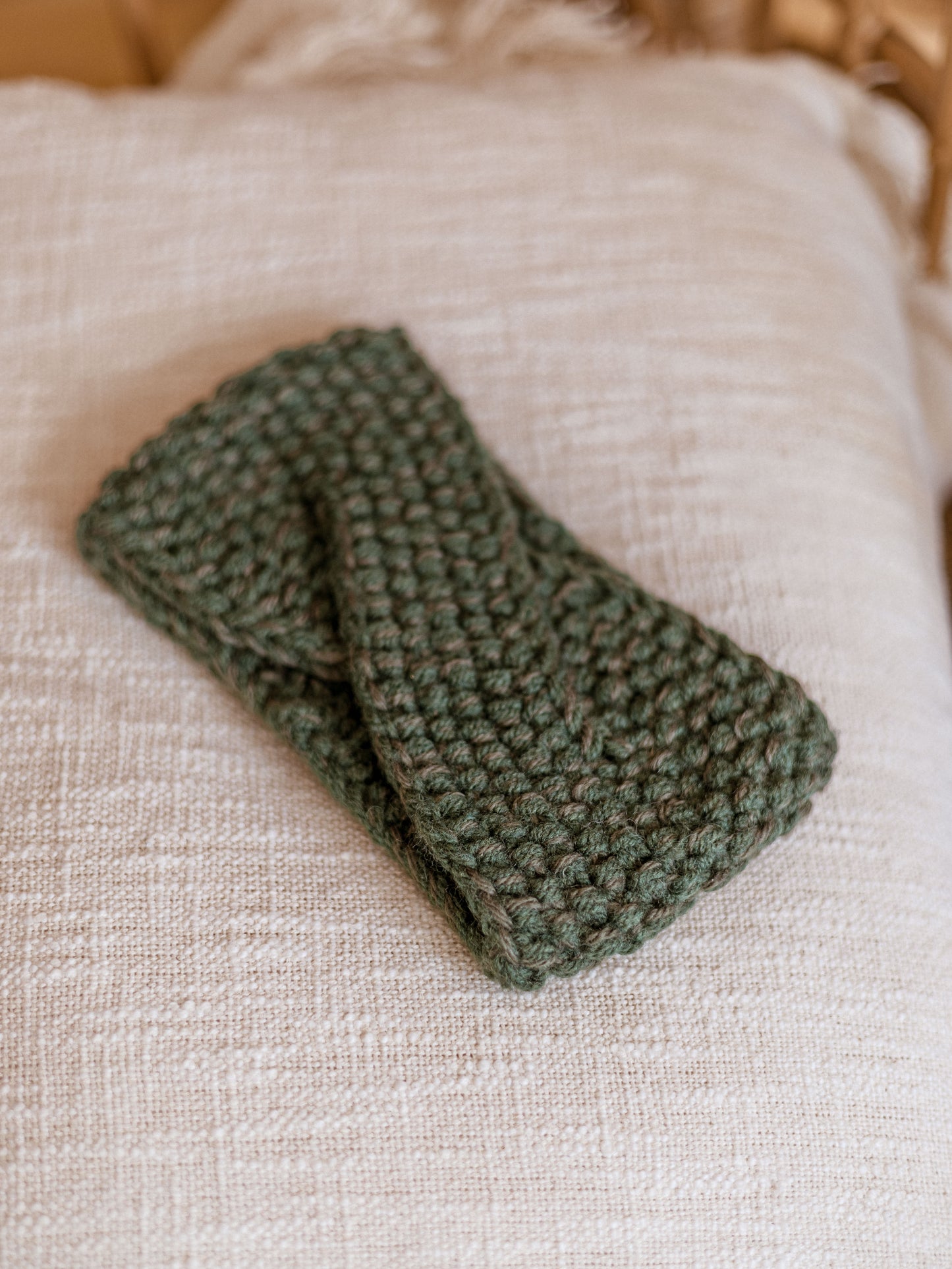 Knitted headband  / rosemary