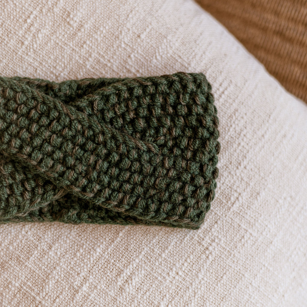 
                      
                        Knitted headband  / rosemary
                      
                    