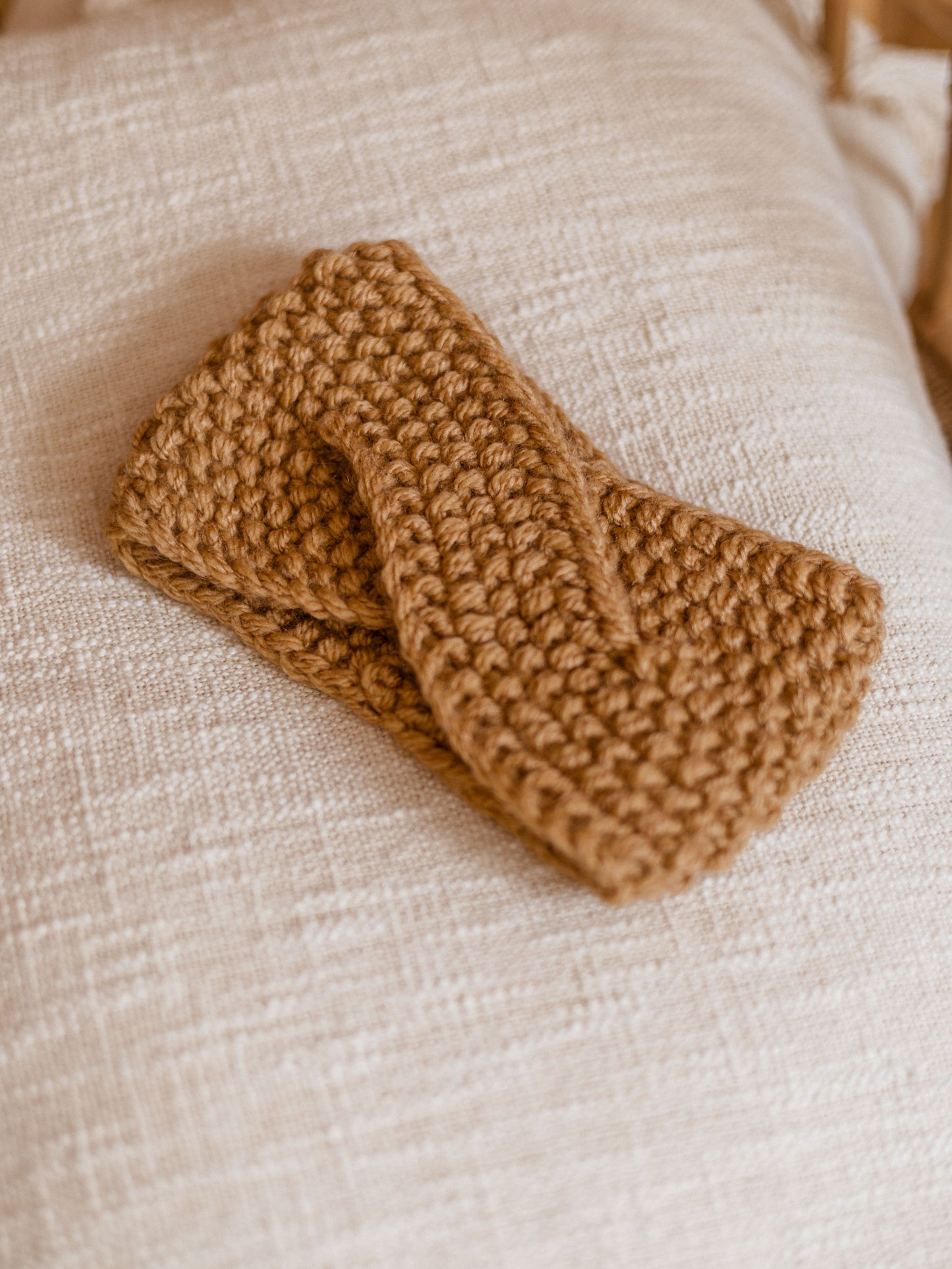 Knitted headband  / tan