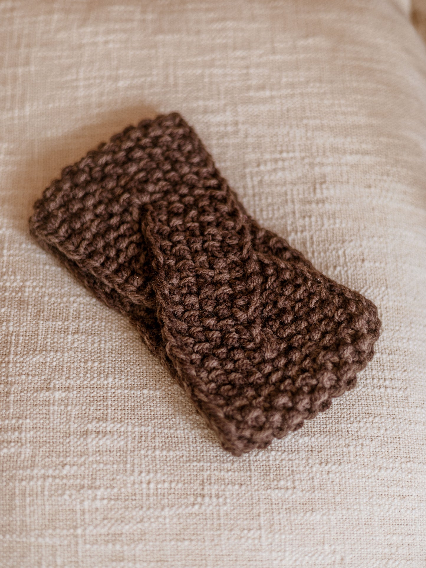 Knitted headband  / chocolate