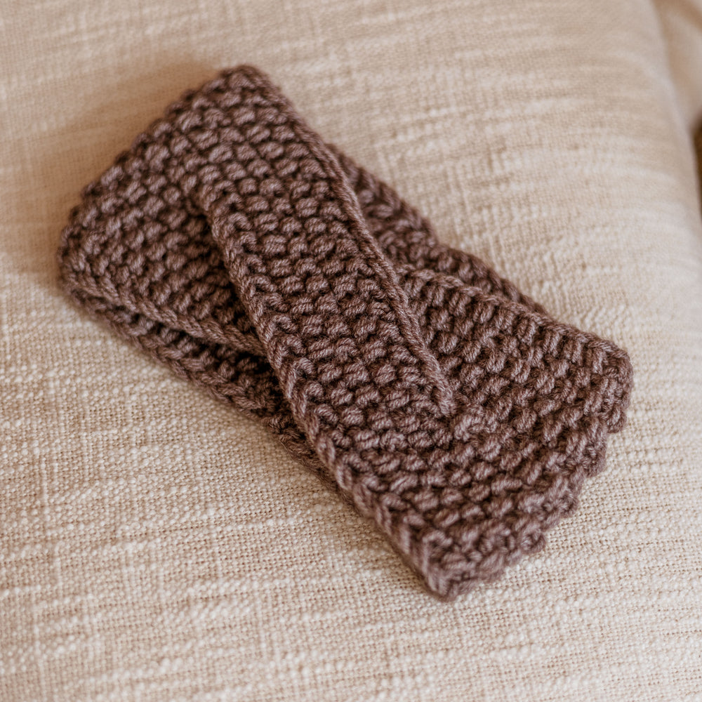 
                      
                        Knitted headband  / Mocha Mauve
                      
                    