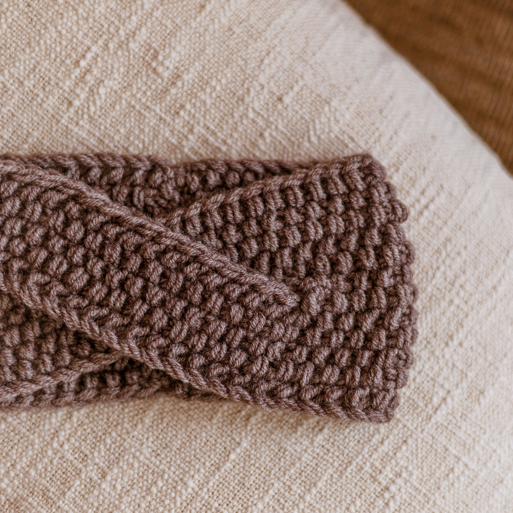 
                      
                        Knitted headband  / Mocha Mauve
                      
                    