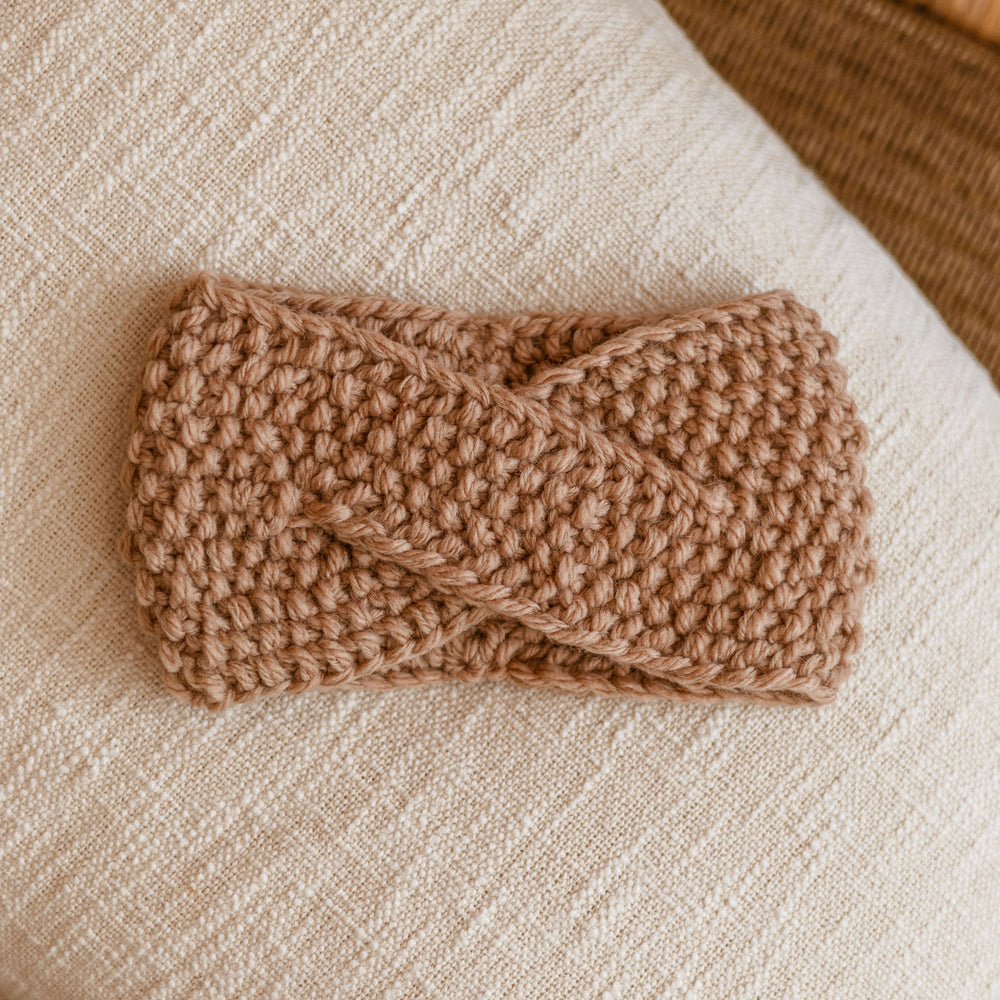 
                      
                        Knitted headband  / Nougat
                      
                    