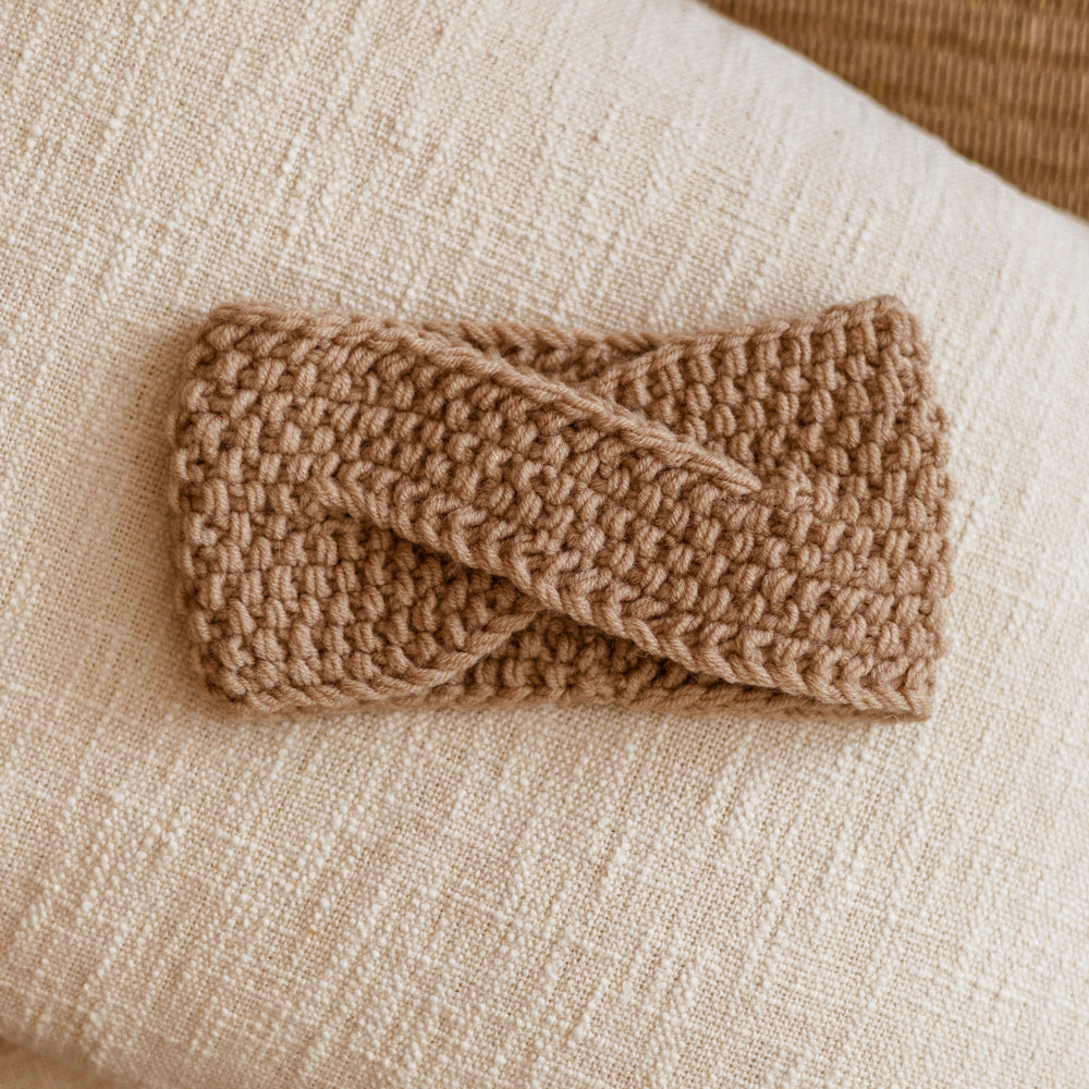 Knitted headband  / Beige