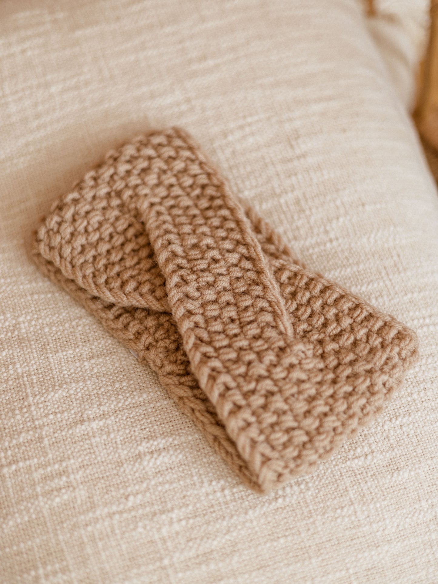 Knitted headband  / Beige