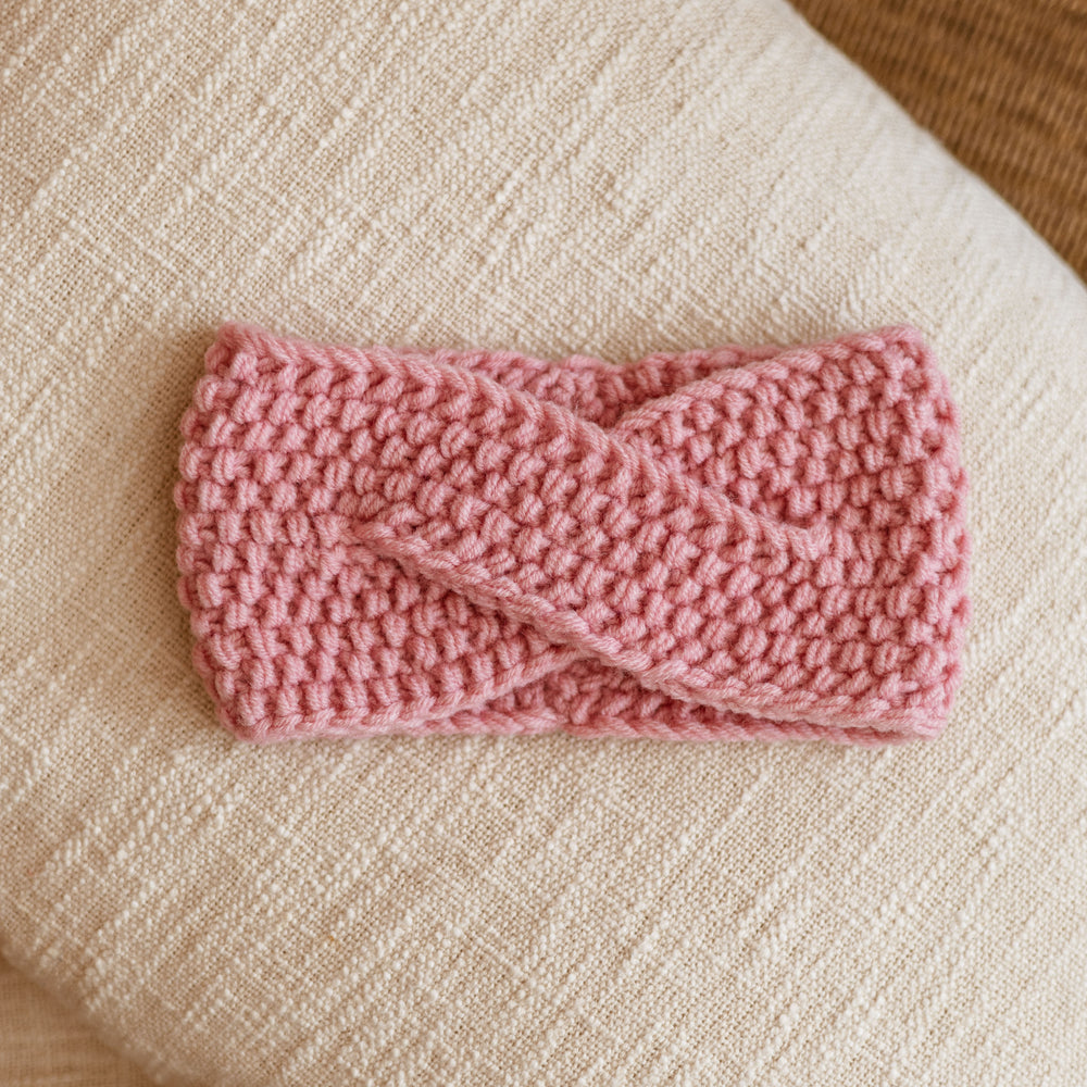 
                      
                        Knitted headband  / Rose
                      
                    