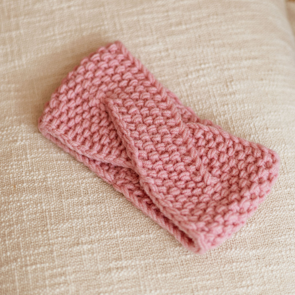 Knitted headband  / Rose