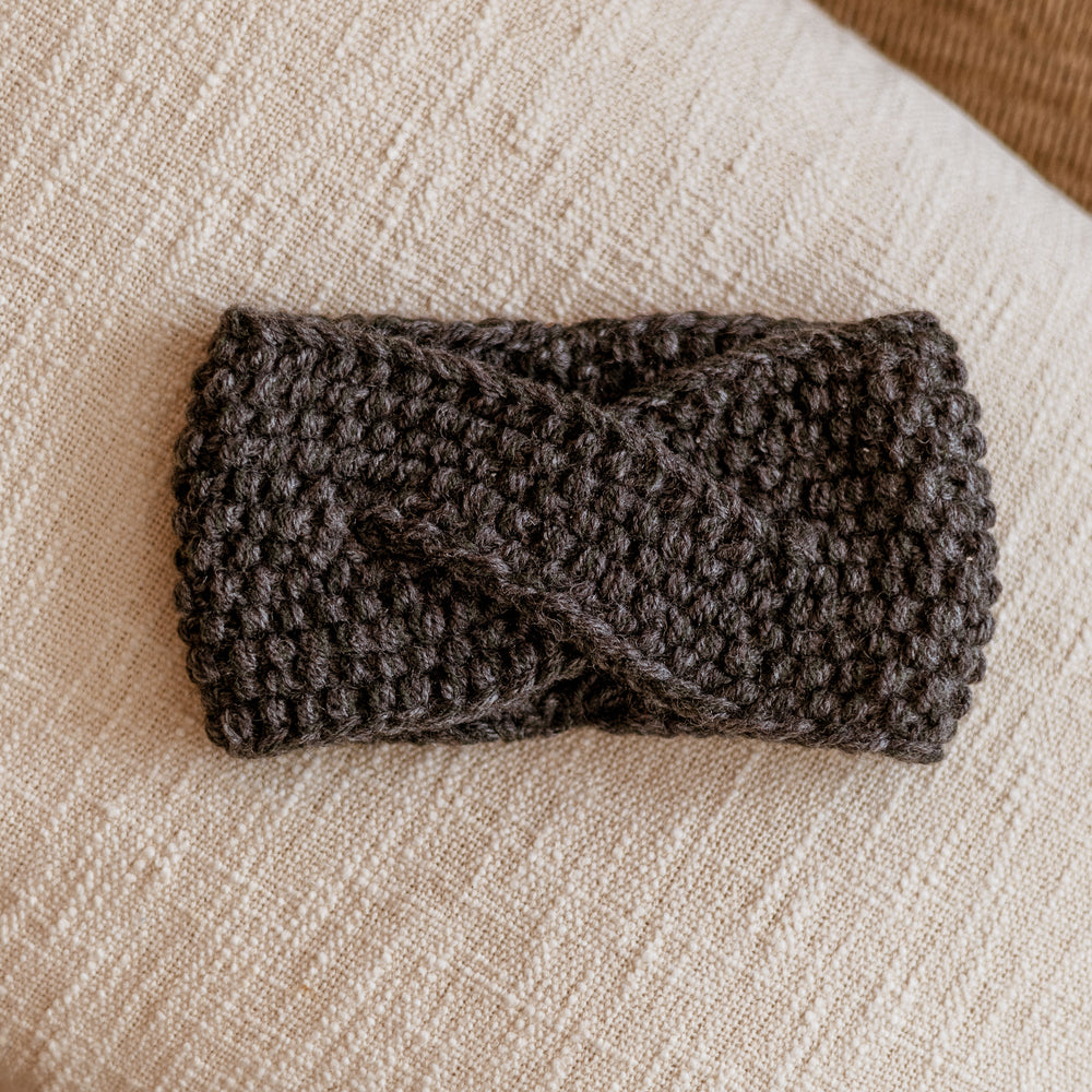 
                      
                        Knitted headband  / Dark grey
                      
                    