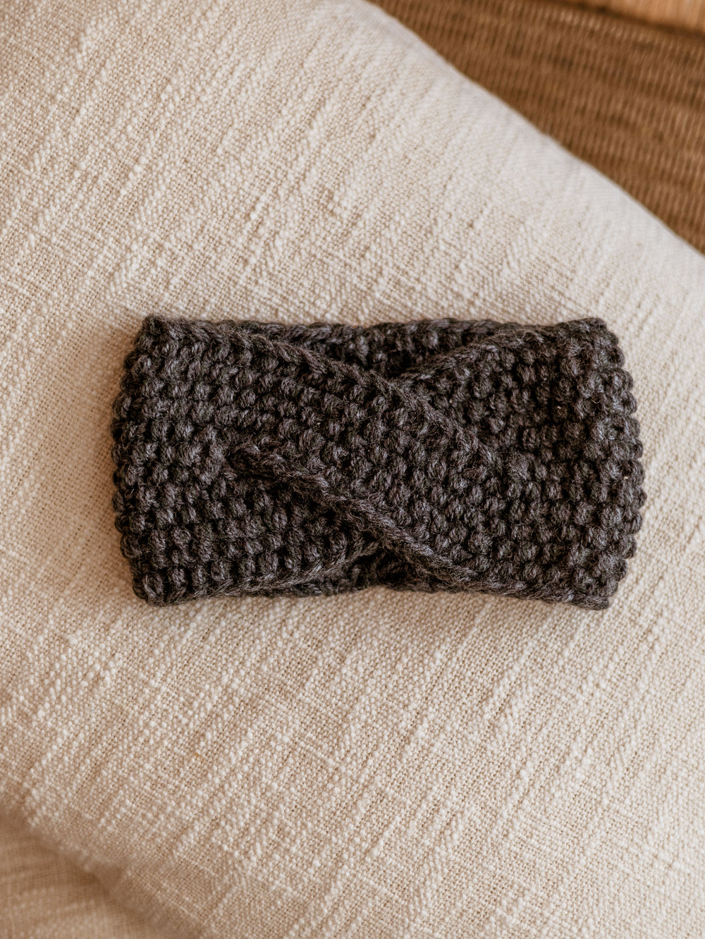 Knitted headband  / Dark grey