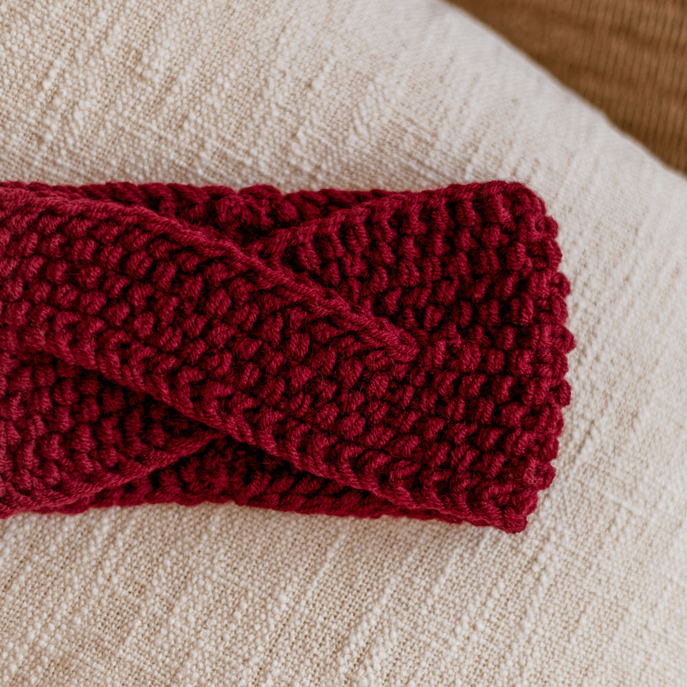 
                      
                        Knitted headband  / Burgundy
                      
                    