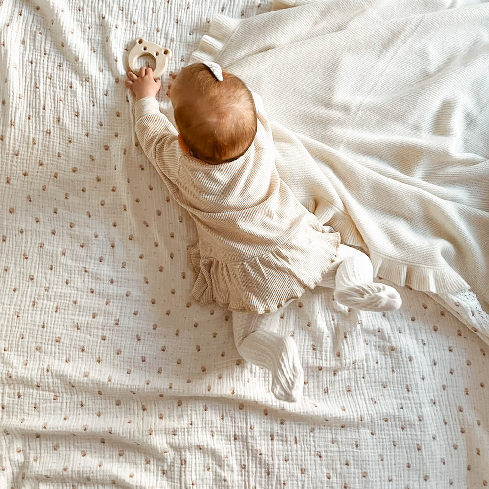 Otroška obleka z volančki / cotton knit