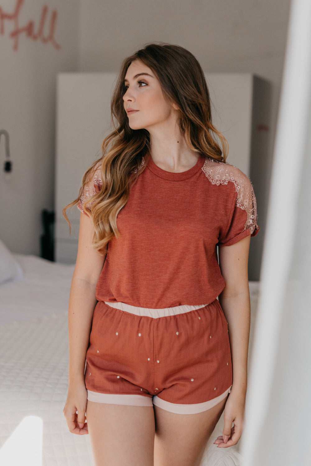 Embroidered muslin shorts / Terra cotta