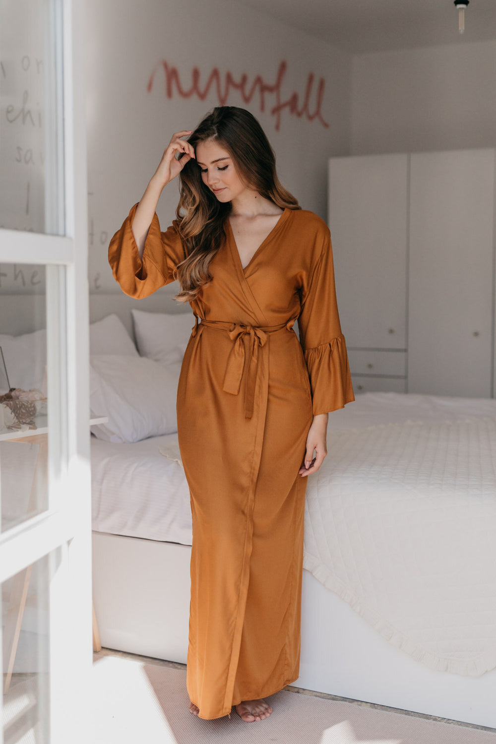 Ruffle sleeves robe / tan