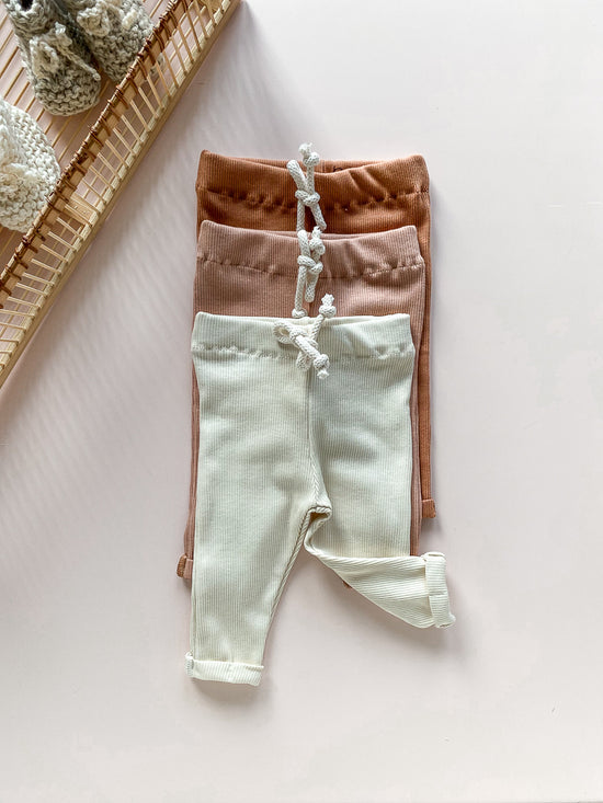 Load image into Gallery viewer, Baby leggings / ribbed
