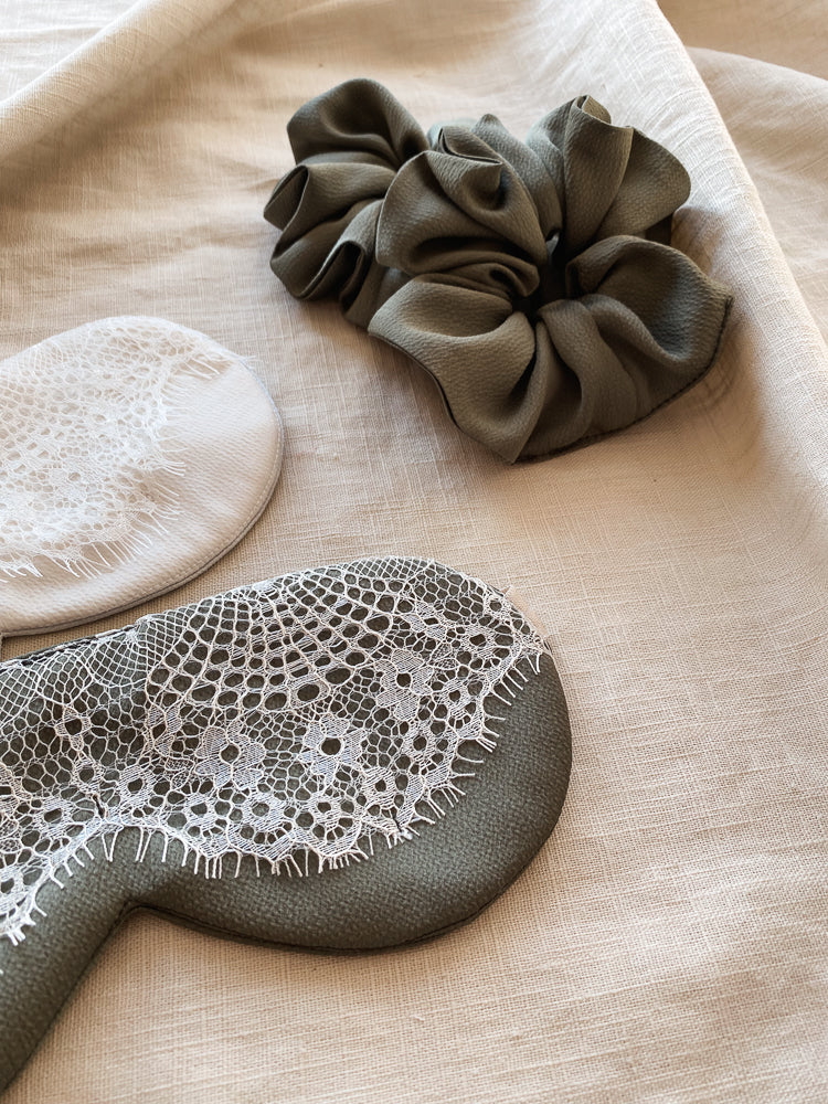 Load image into Gallery viewer, Satin + lace sleep mask

