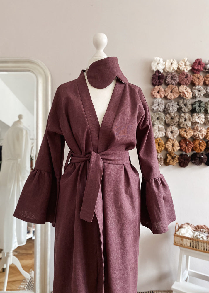 Linen ruffle robe / eggplant