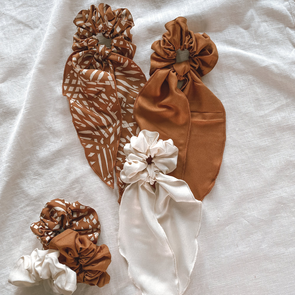 
                      
                        Wide viscose scrunchie + bow
                      
                    