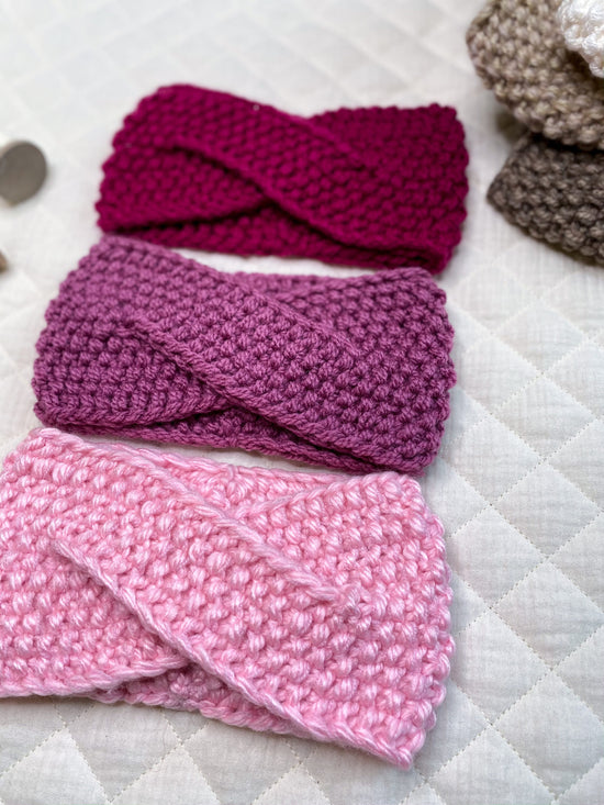 Knitted headband  / Pink