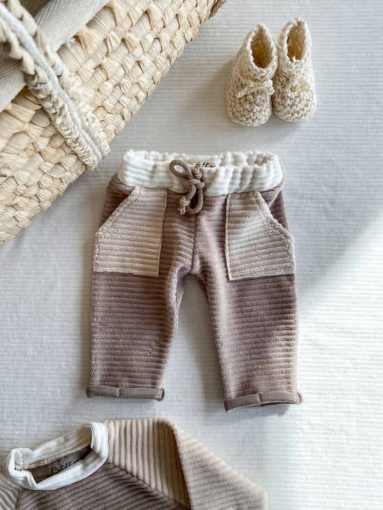 Load image into Gallery viewer, Baby sweat pants / colorblock
