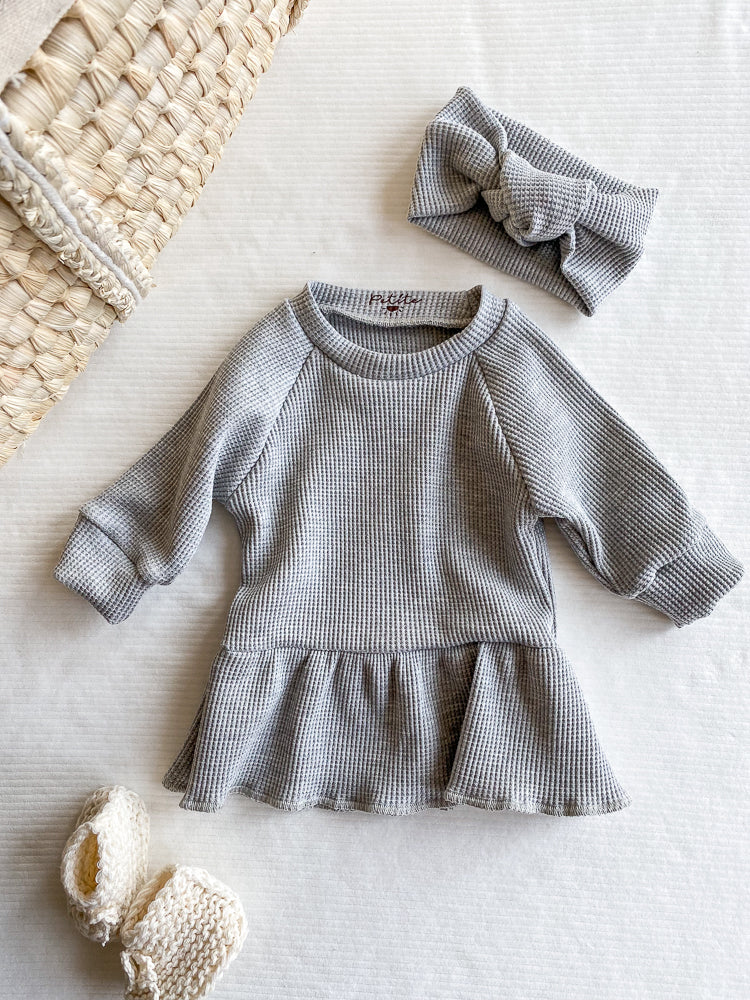 
                      
                        Girly ruffle dress / light grey waffle
                      
                    