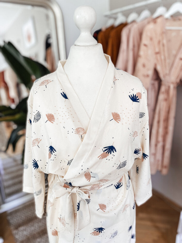 Palmetto ivory kimono