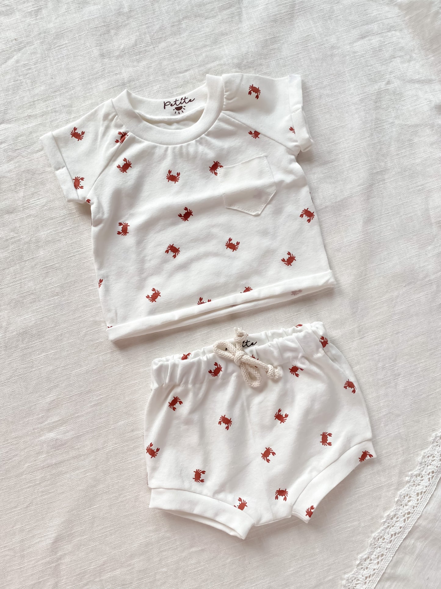 Baby boy shorts / little crabs