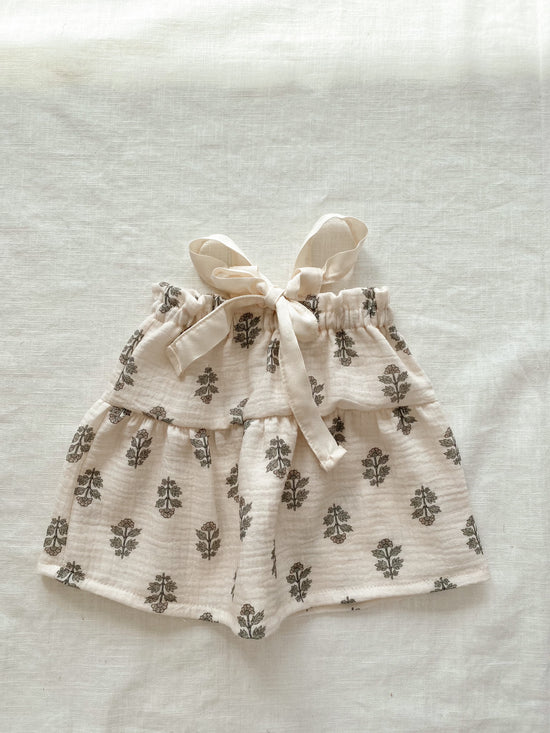 Baby dress / florals