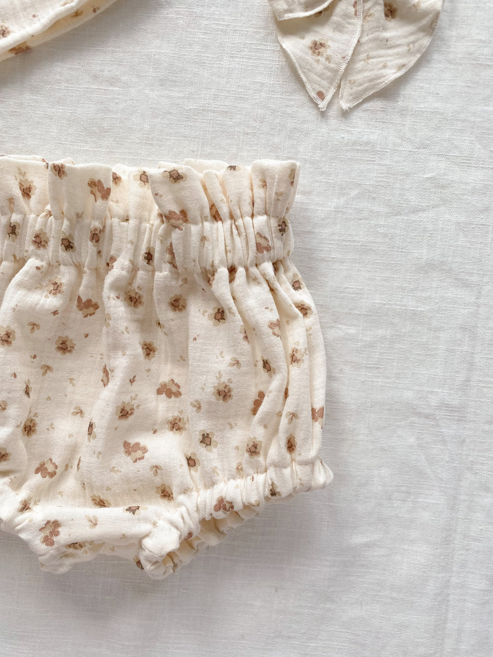 Floral muslin Bloomers / cream