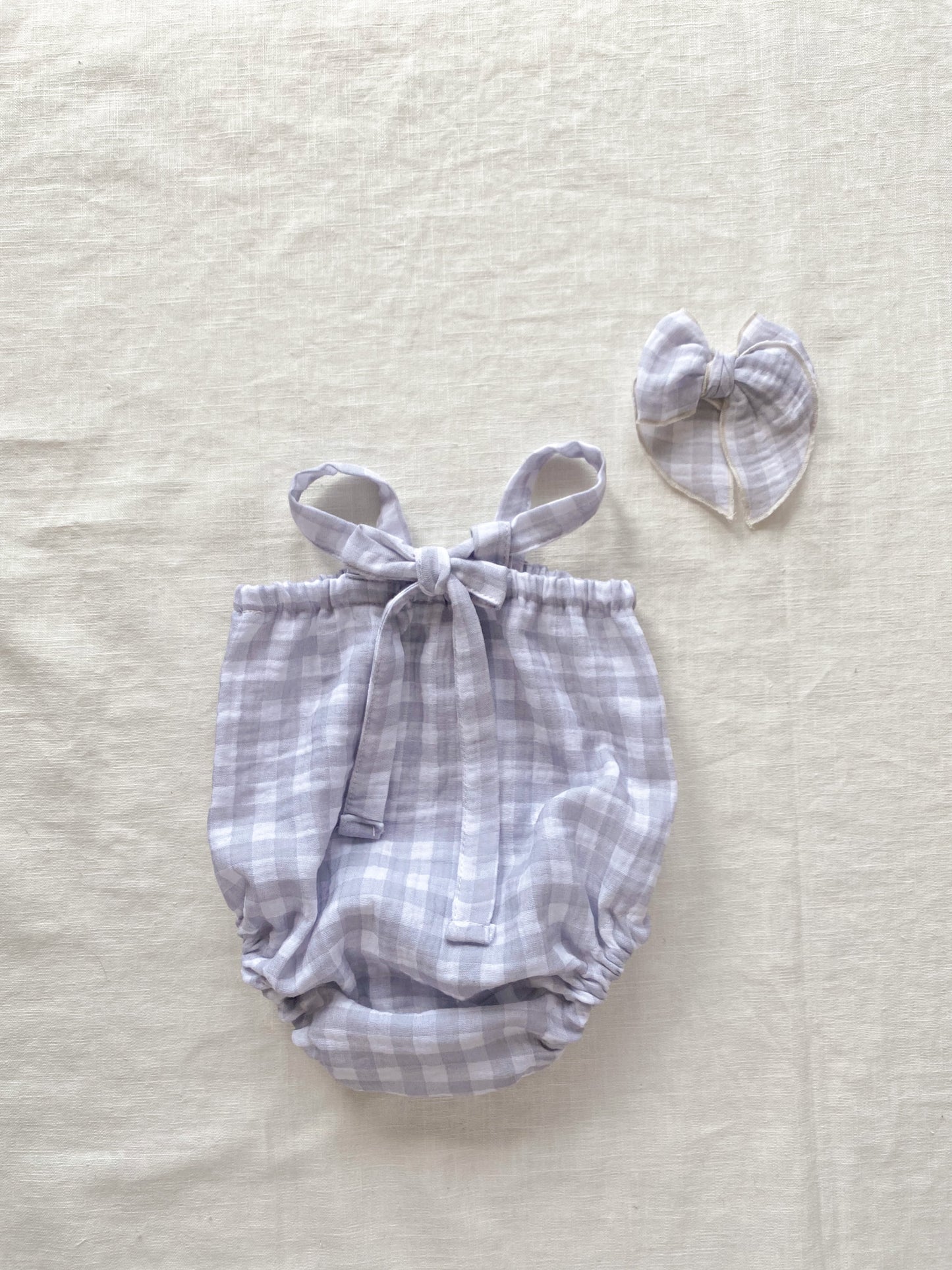 Load image into Gallery viewer, Gingham muslin romper / grey
